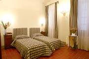 Florenz Toskana Unterkunft: Schlafzimmer mit zwei Einzelbetten der Unterkunft Ghiberti in Florenz